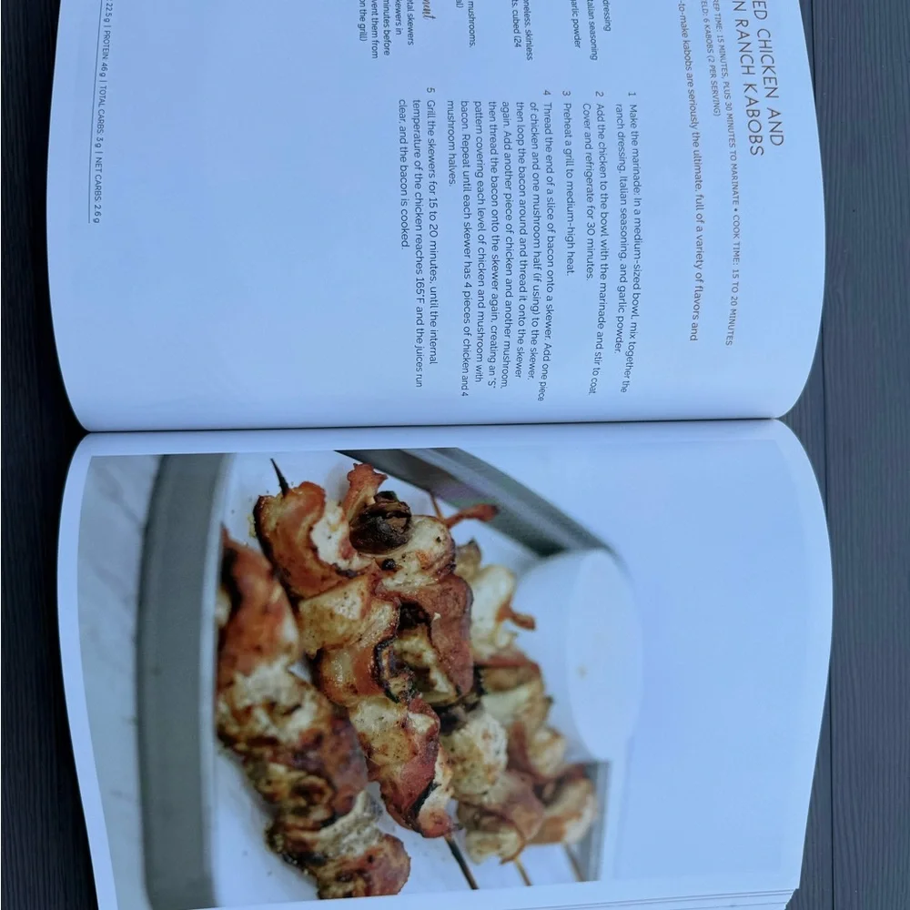 Simply‎ Keto Cookbook by Suzanne Ryan